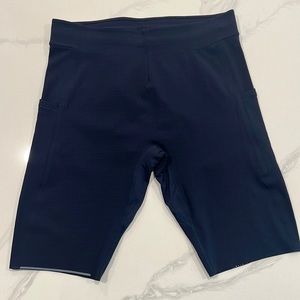 Lululemon Surge Running Short Tight 10” Inseam Size Medium